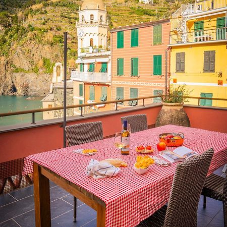 La Casa Di Eroico Vino Aparthotel Vernazza Luaran gambar