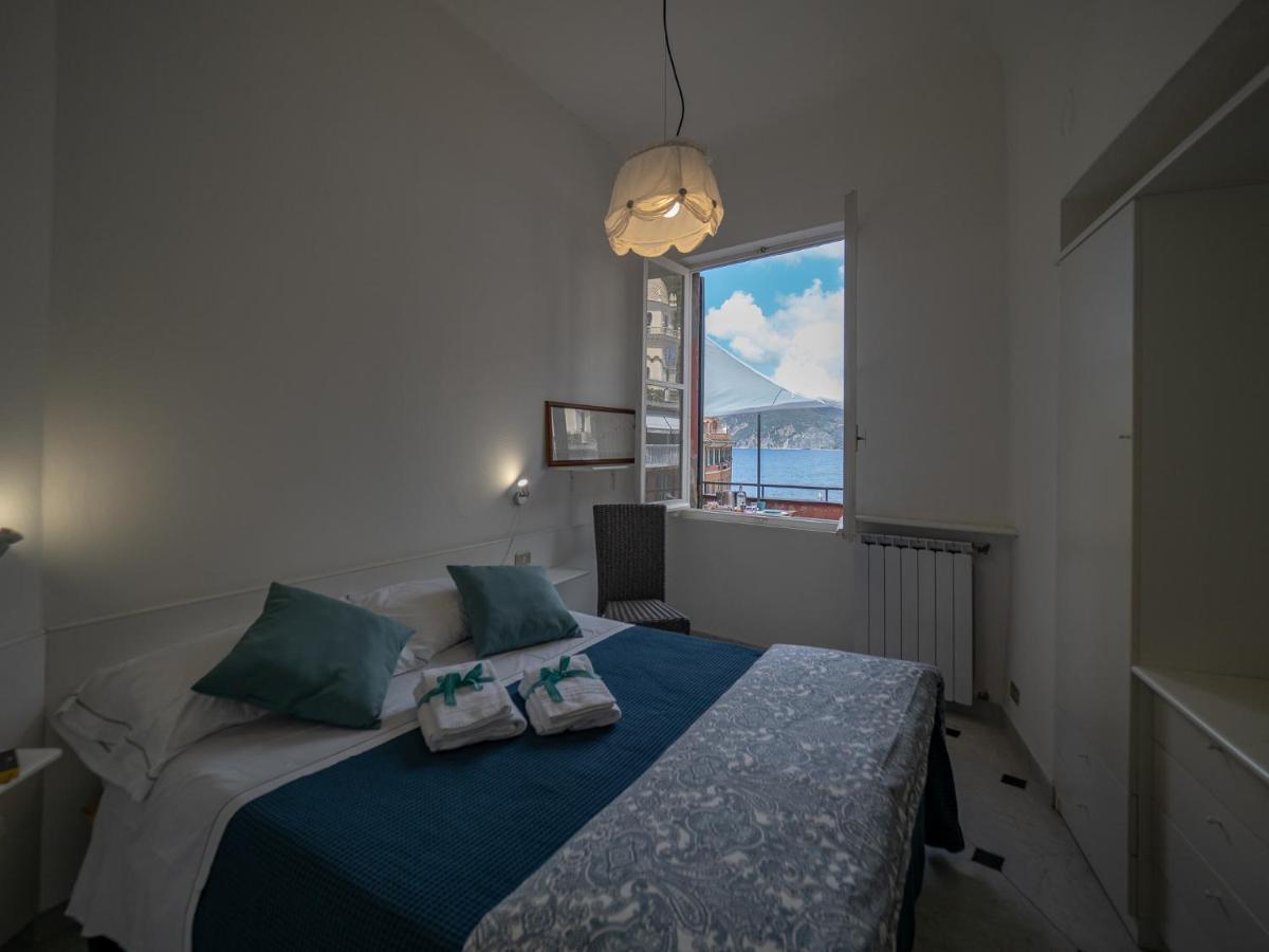 La Casa Di Eroico Vino Aparthotel Vernazza Luaran gambar