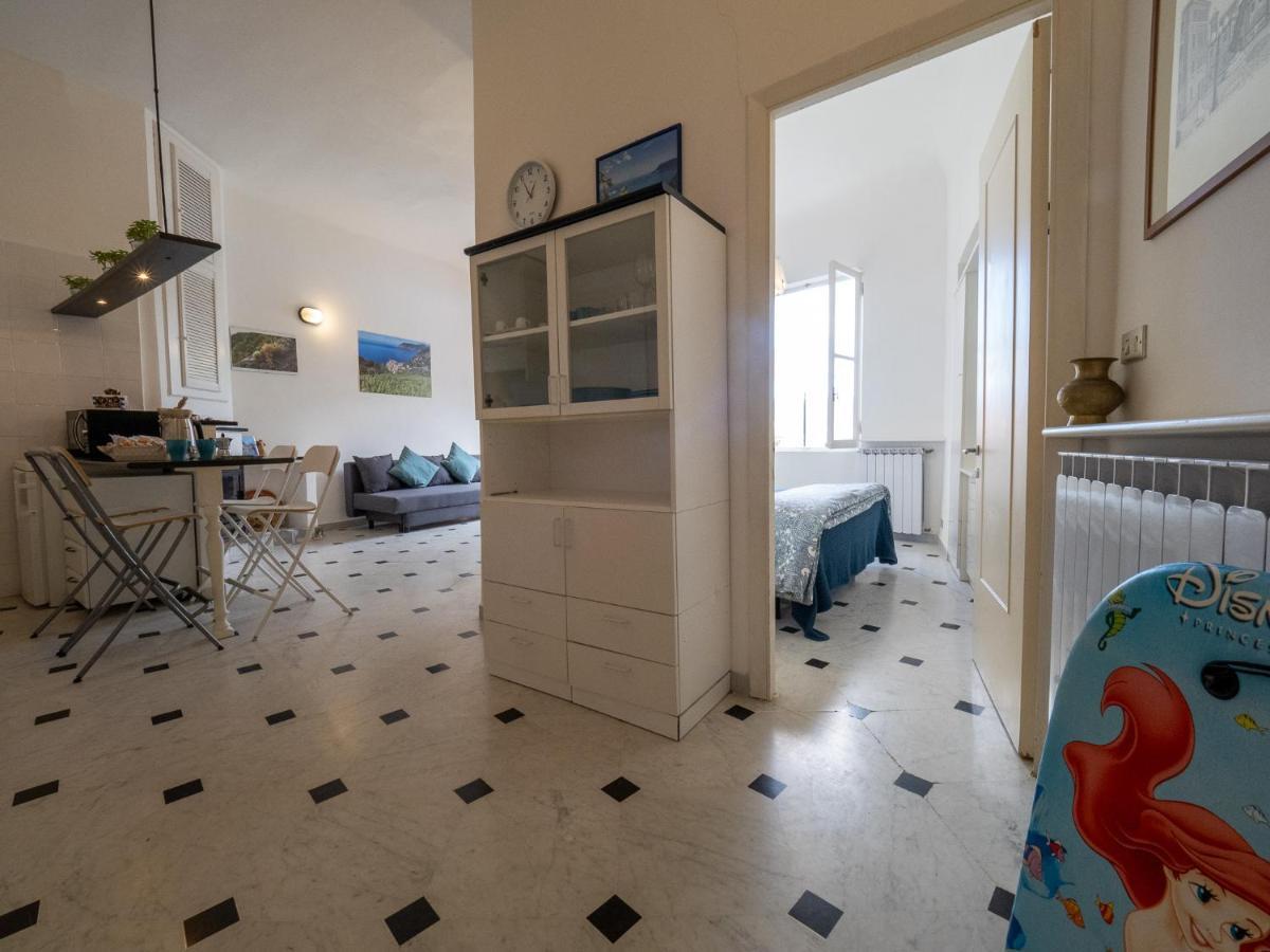La Casa Di Eroico Vino Aparthotel Vernazza Luaran gambar