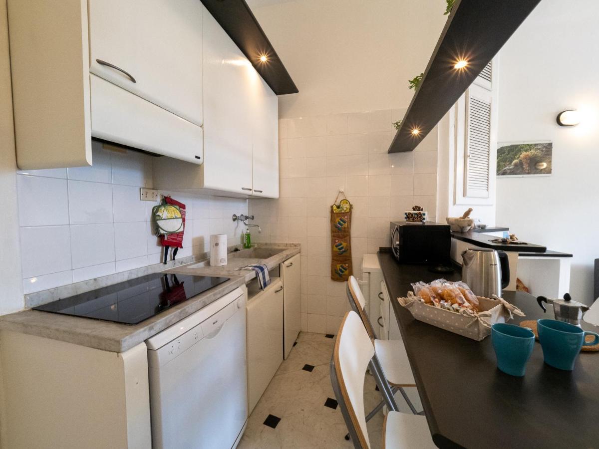 La Casa Di Eroico Vino Aparthotel Vernazza Luaran gambar