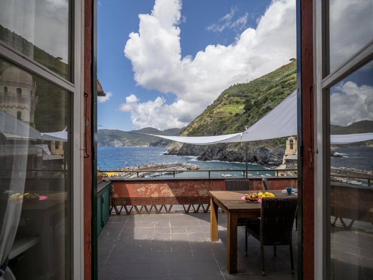 La Casa Di Eroico Vino Aparthotel Vernazza Luaran gambar