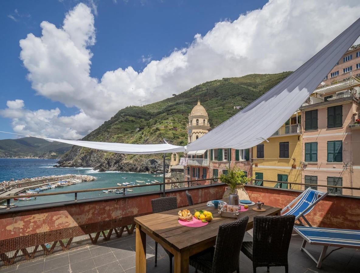 La Casa Di Eroico Vino Aparthotel Vernazza Luaran gambar