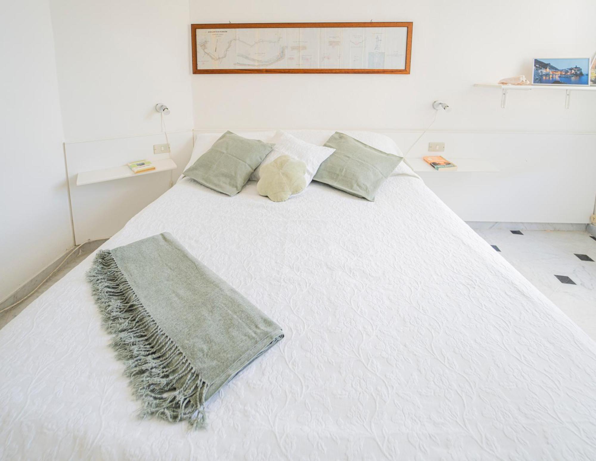 La Casa Di Eroico Vino Aparthotel Vernazza Luaran gambar