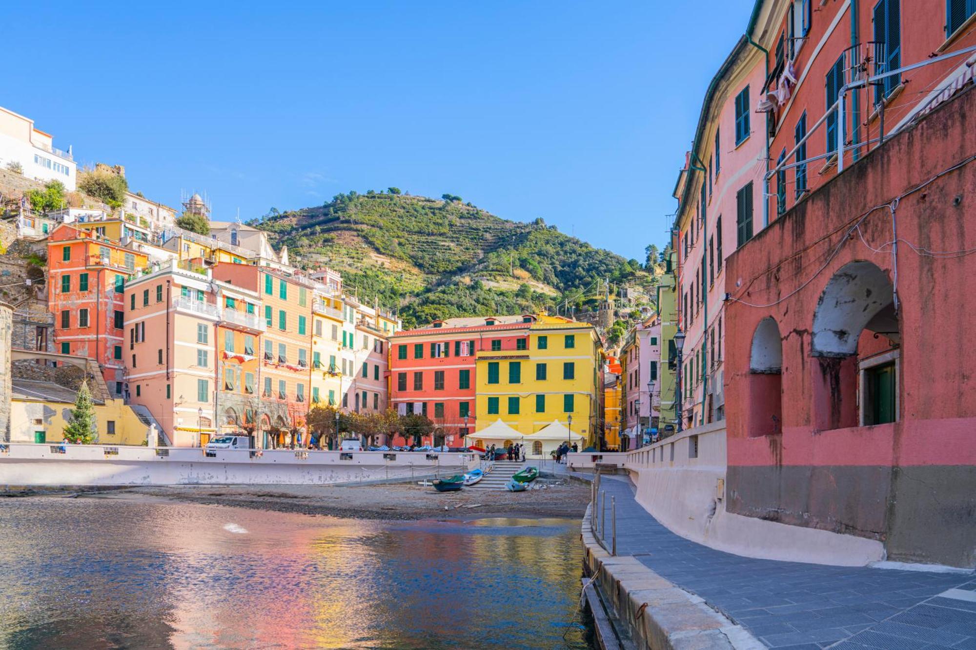 La Casa Di Eroico Vino Aparthotel Vernazza Luaran gambar